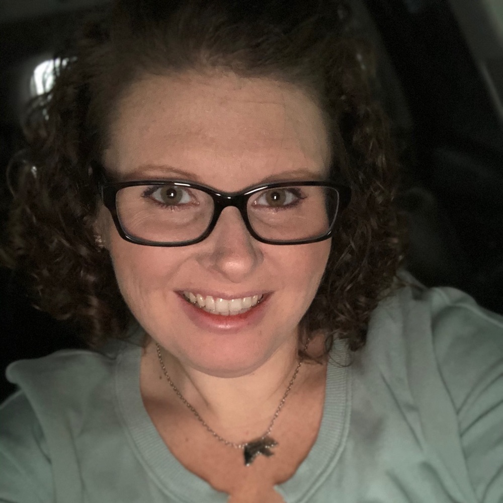 Meet your Posher, Nikki